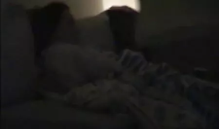 Kokenut tissit tekee Suihinotto 69 porno az