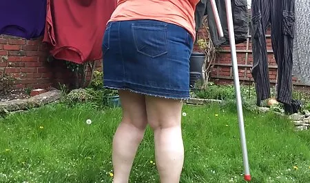 Pojat rakastavat nuoren porno pullukka nännin dominointia.