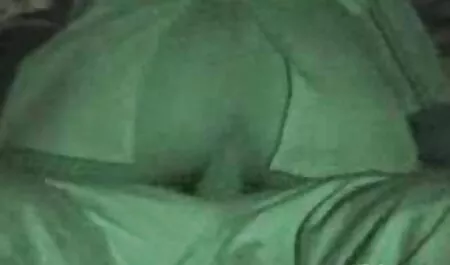 Kaksi tuoretta kullit blondi ja vanha porno ruskeat hiukset