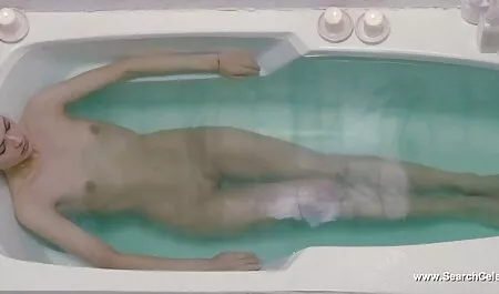 Seksiä Blondi servi porni iso suuri