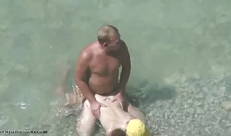 Kaunis tyttö porno2018 on miehen fantasian ruumiillistuma.
