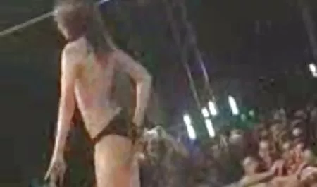 Tyttö-kaunis tyttö porno sama tehdä miehelle, joka ei voi unohtaa odottamattomia