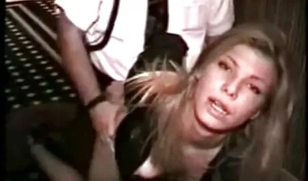 Condoll Tyttö porno 4 Bikinit, muuttua itsesi kanssa kaveri