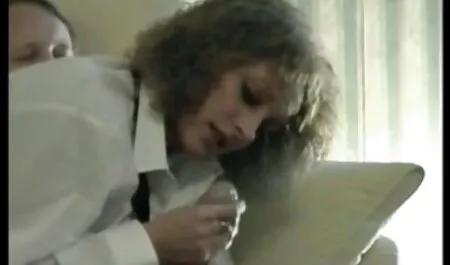 Seksikäs ja kokematon keittiössä. ylilauta porno