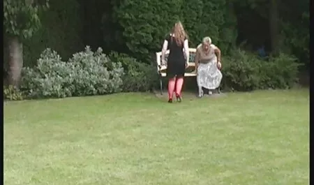 Lihas rannalla, kaunis isot naiset sex isot tissit