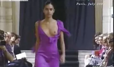 Itsepetos nuorten xxx porno 2019 poikien kanssa vahva