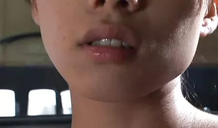 Kaksi asemiestä se.in aavikko. Kuuluisa videos porn v jännittävä peli parodioita.