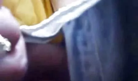 Istu alas kaksi xxxxx porno xx kaunotarta