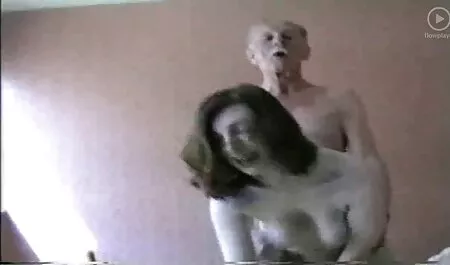 Seksillä on rooli pienryhmässä kasvamisessa. c porno